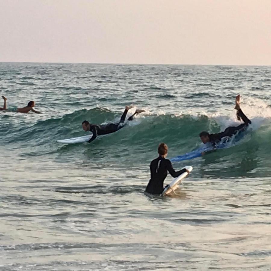 The Far End Surf House - Surf & Yoga Holidays Луриня Екстериор снимка