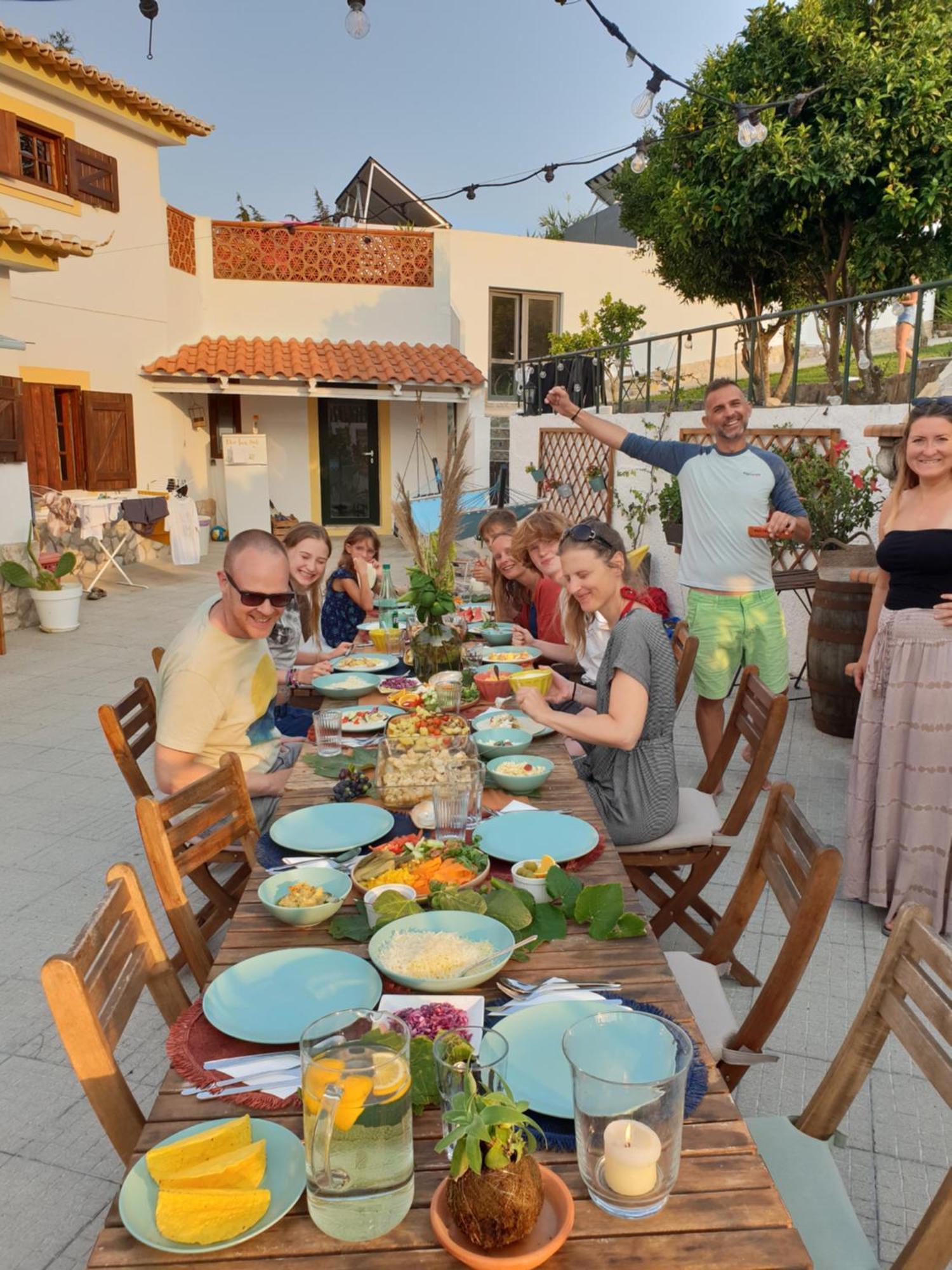 The Far End Surf House - Surf & Yoga Holidays Луриня Екстериор снимка